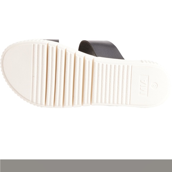 MIA Lexi Platform Slide Sandals (For Women)size 8.5 - Picture 3 of 14